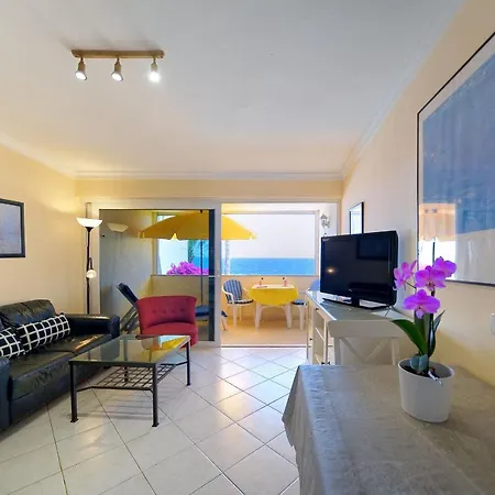 Апартаменты Ocean View Flores I *