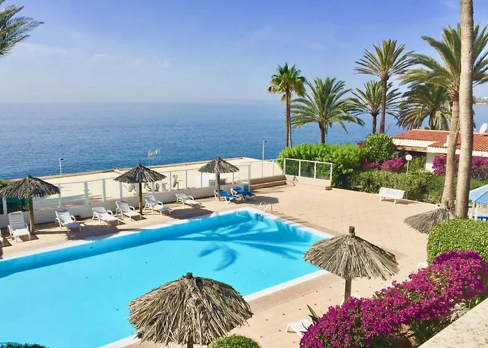 Ocean View Flores I *